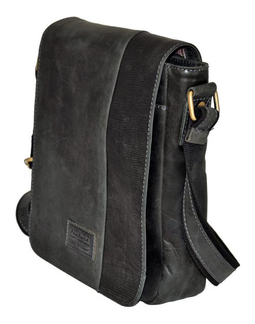 MB8 / Cross-Body-Bag schwarz